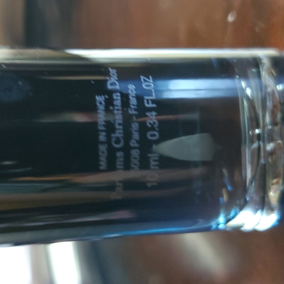 Christian Dior Sauvage Eau de Parfum Mini - Picture 3 of 3